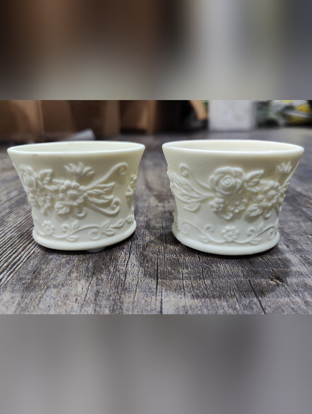 Two Yankee Candle Exclusive Ceramic Tealight Holder w/Flower Pattern, White